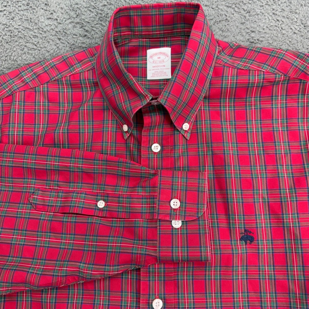 Brooks Brothers Button Down Mens M Red Plaid Madison Non-Iron Supim Cotton Shirt
